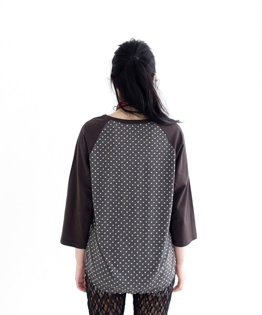 dot raglan sleeve top / charcoal
