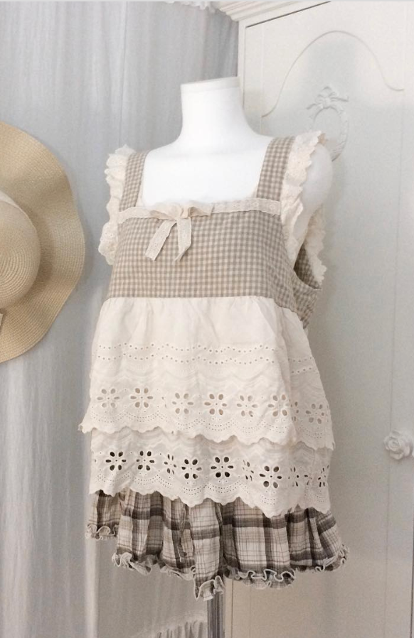Morning tea bustier