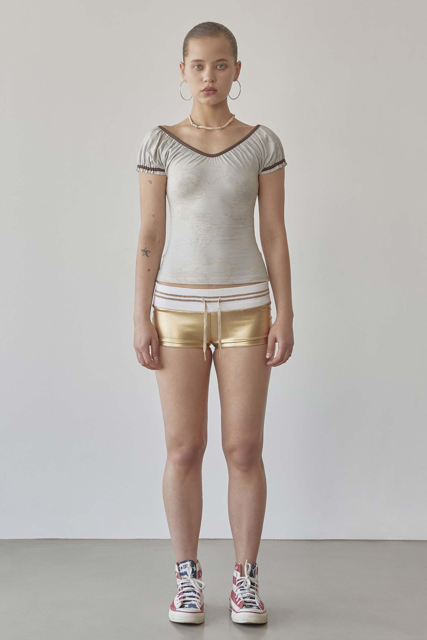 Tourist Scoop Back Tee Raw