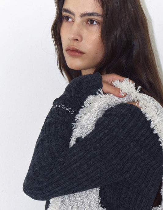 OFF-SHOULDER ASYMMETRIC SWEATER / 2 Color