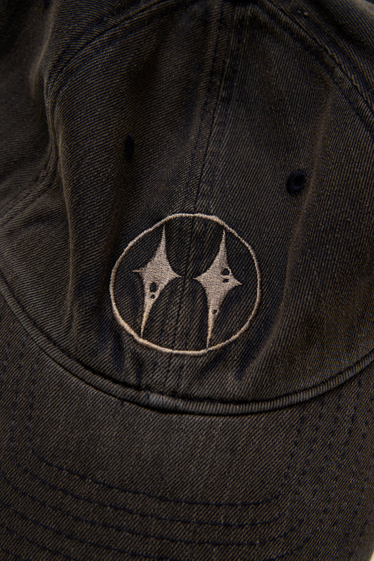 Twinkle H Cap Bleached Black