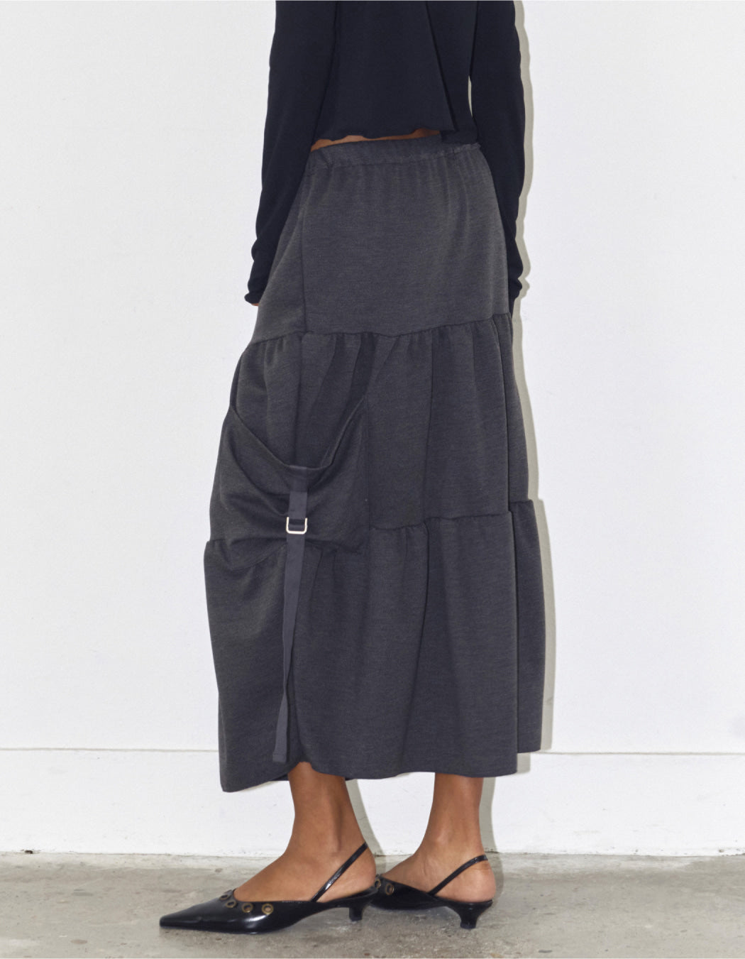 SHIRRING STRAP CARGO SKIRT / 2 Color