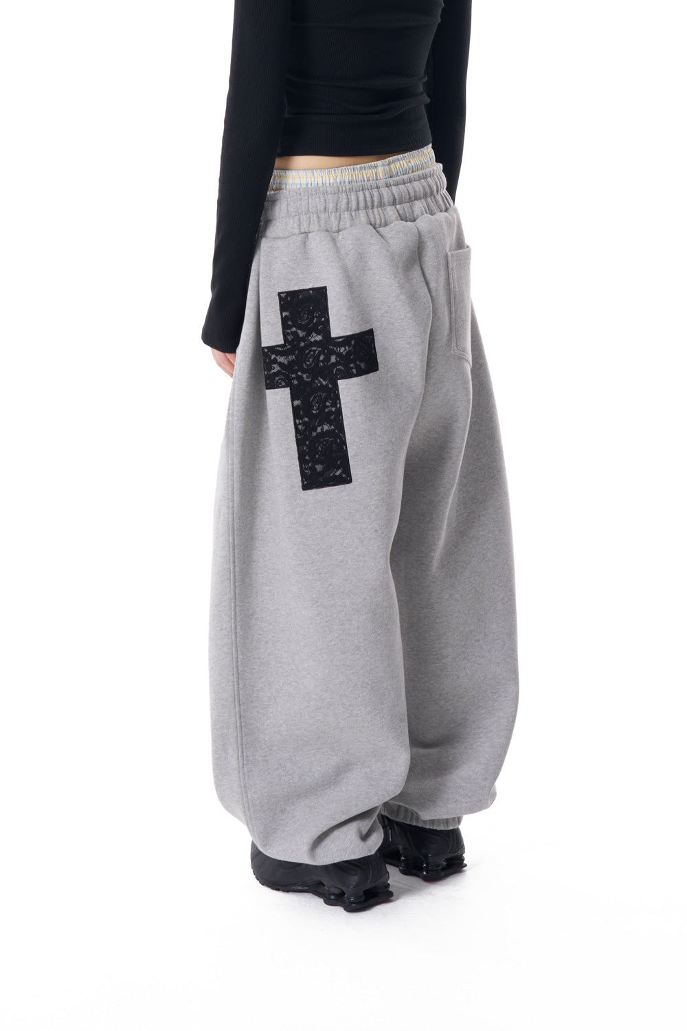 Laced CROS2 Patch Sweatpants (Gray)