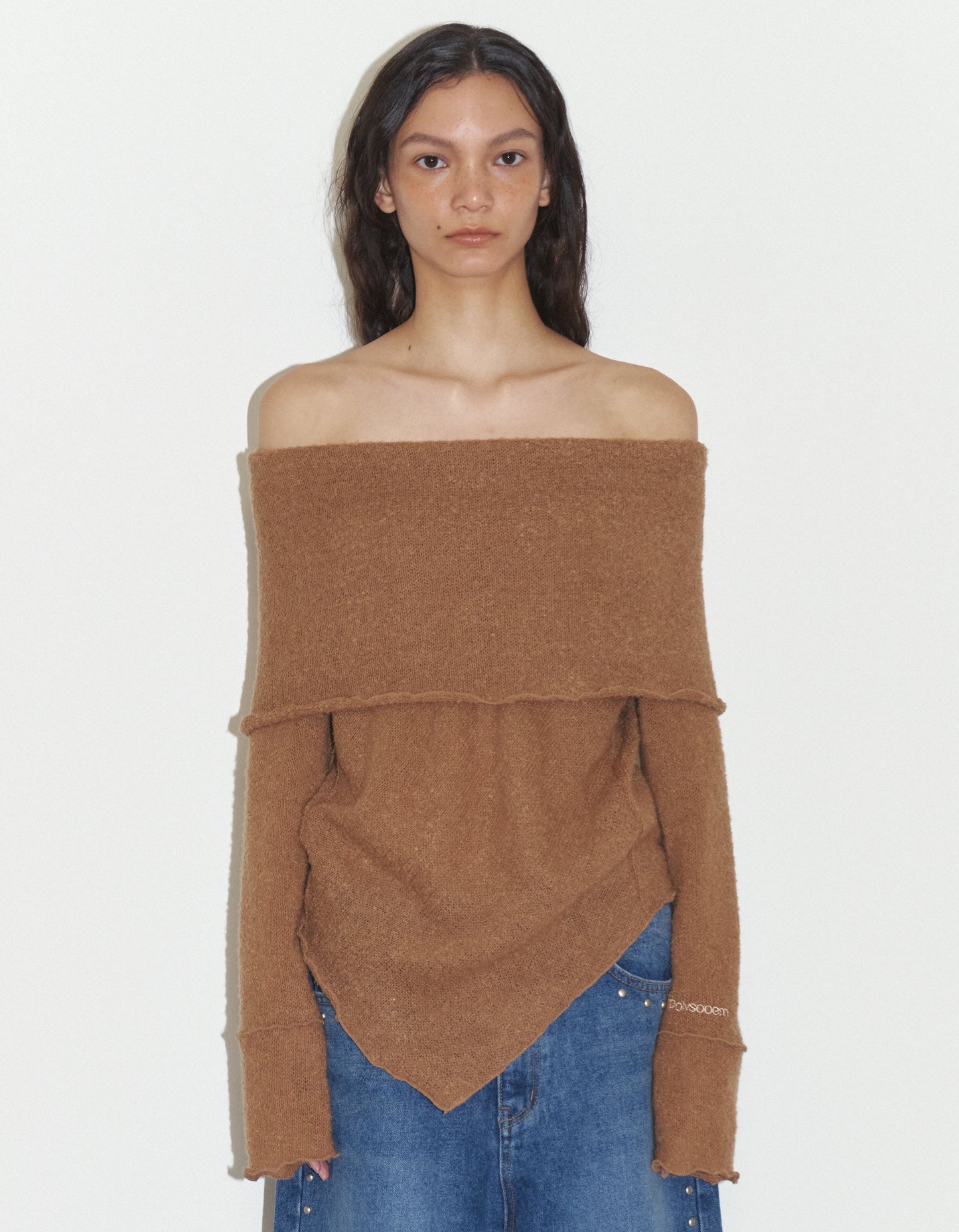 WOOL OFF-SHOULDER SWEATER / 2 Color