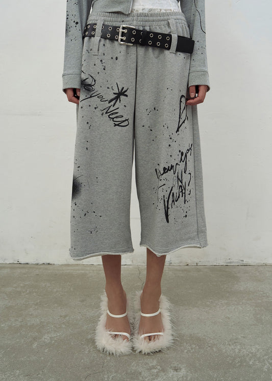 PRINTED BERMUDA SWEATPANTS (GREY)