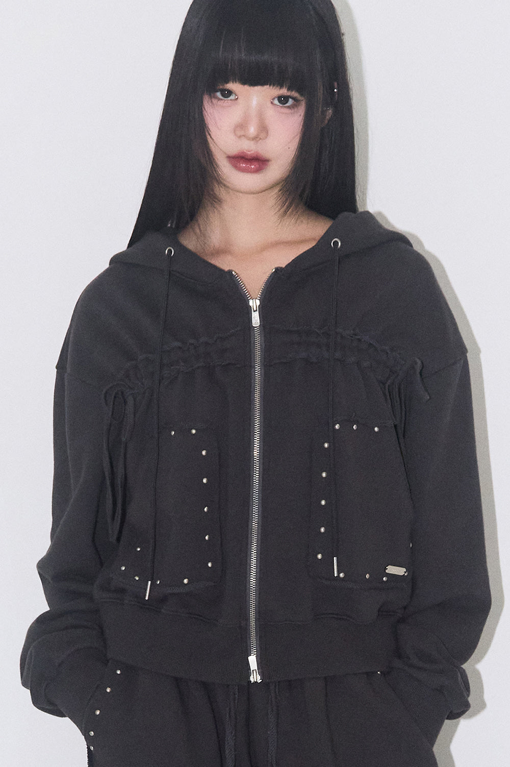 Frade String Hood Zip-Up Charcoal