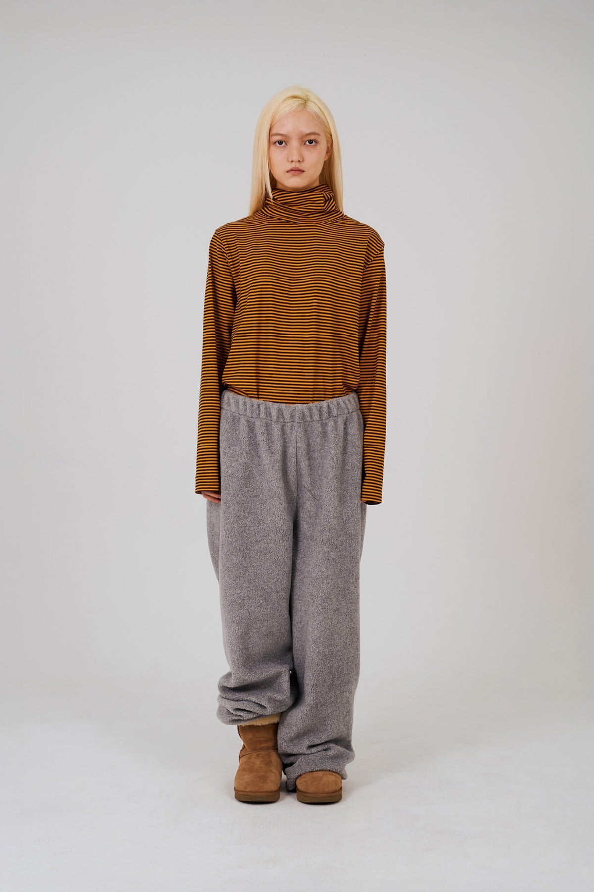 COLOR POP TURTLENECK T-SHIRT - MUSTARD