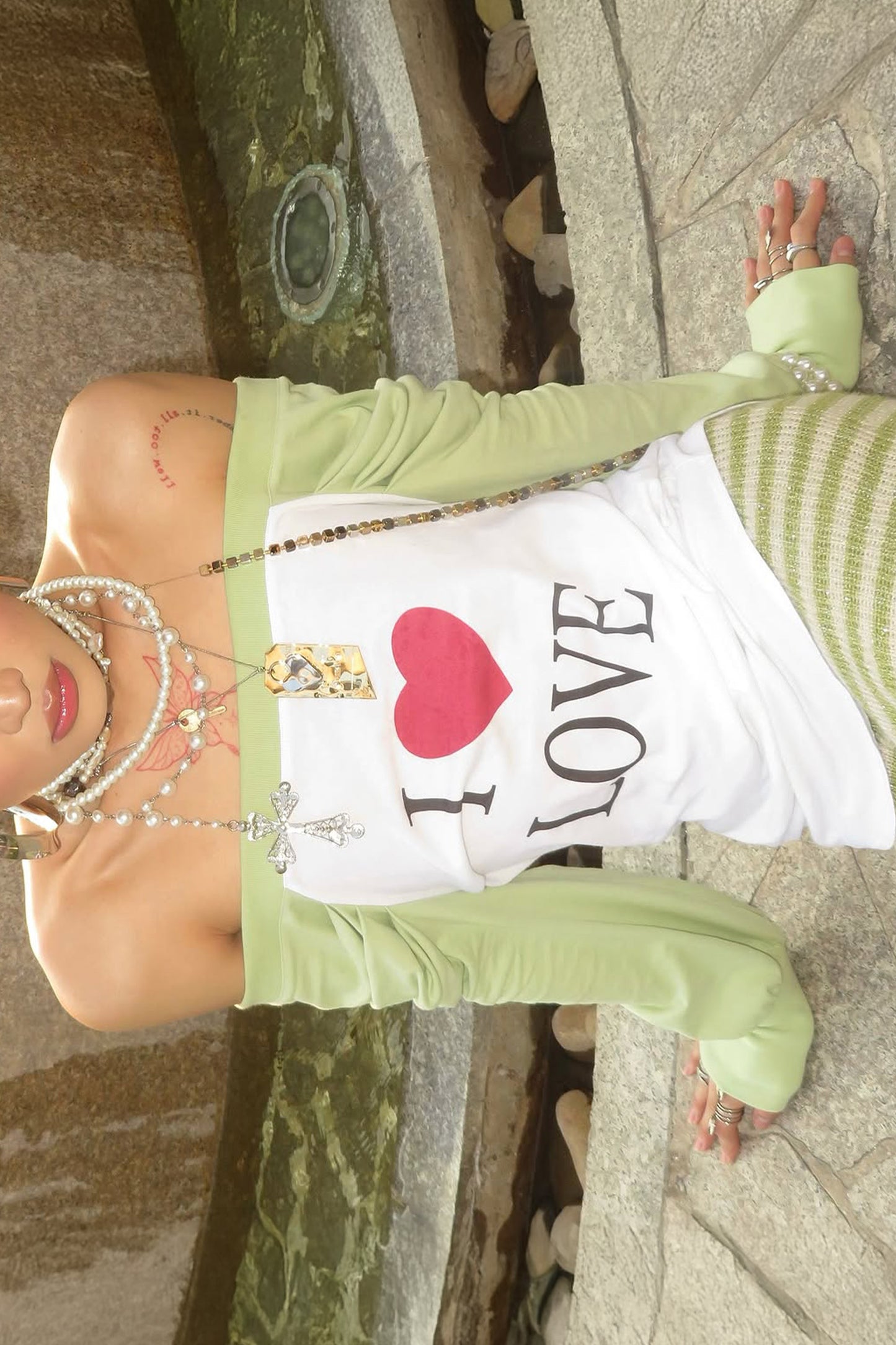 Love Off-Shoulder Tee Apple Green