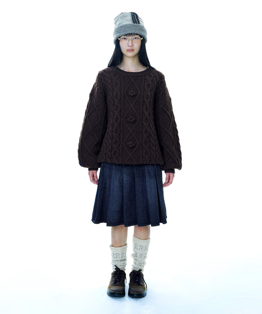 POMPOM CABLE KNIT BROWN