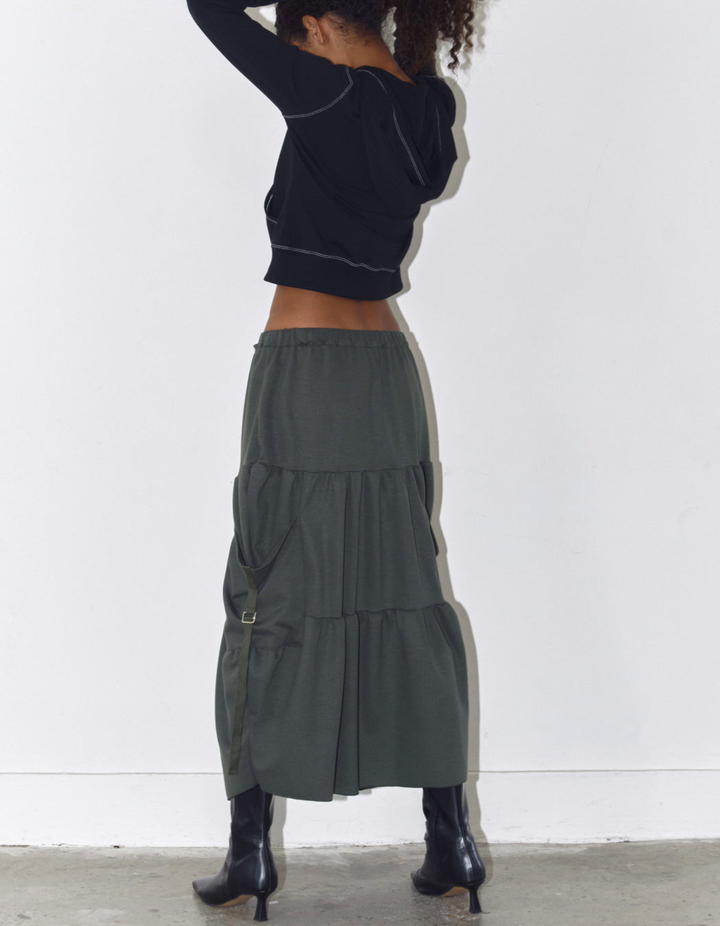 SHIRRING STRAP CARGO SKIRT / 2 Color