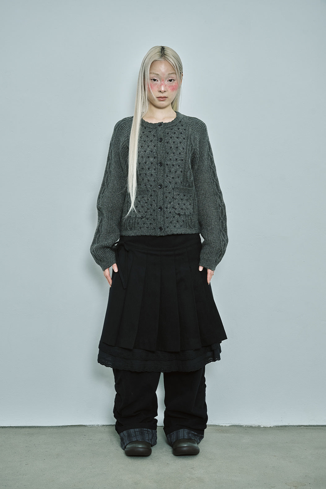 Vintage ruffle knit cardigan (Charcoal)