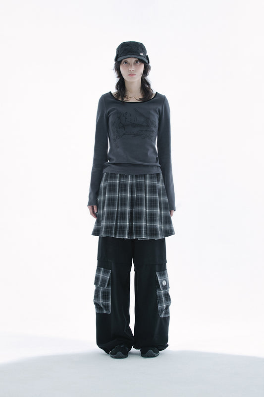 Check skirt layered cargo pants (Black)