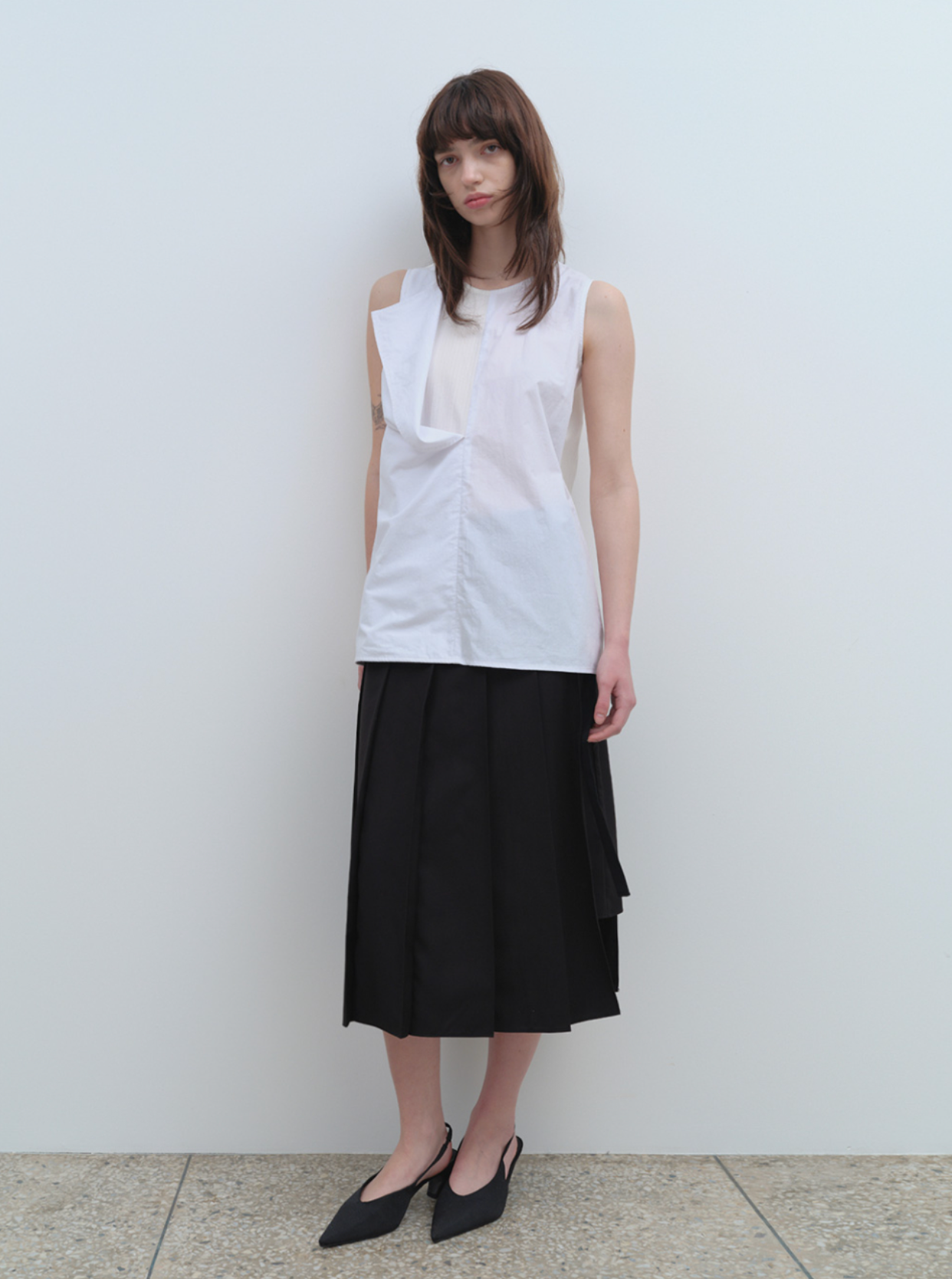 Zipper Layer Pleats Skirt [BLACK]
