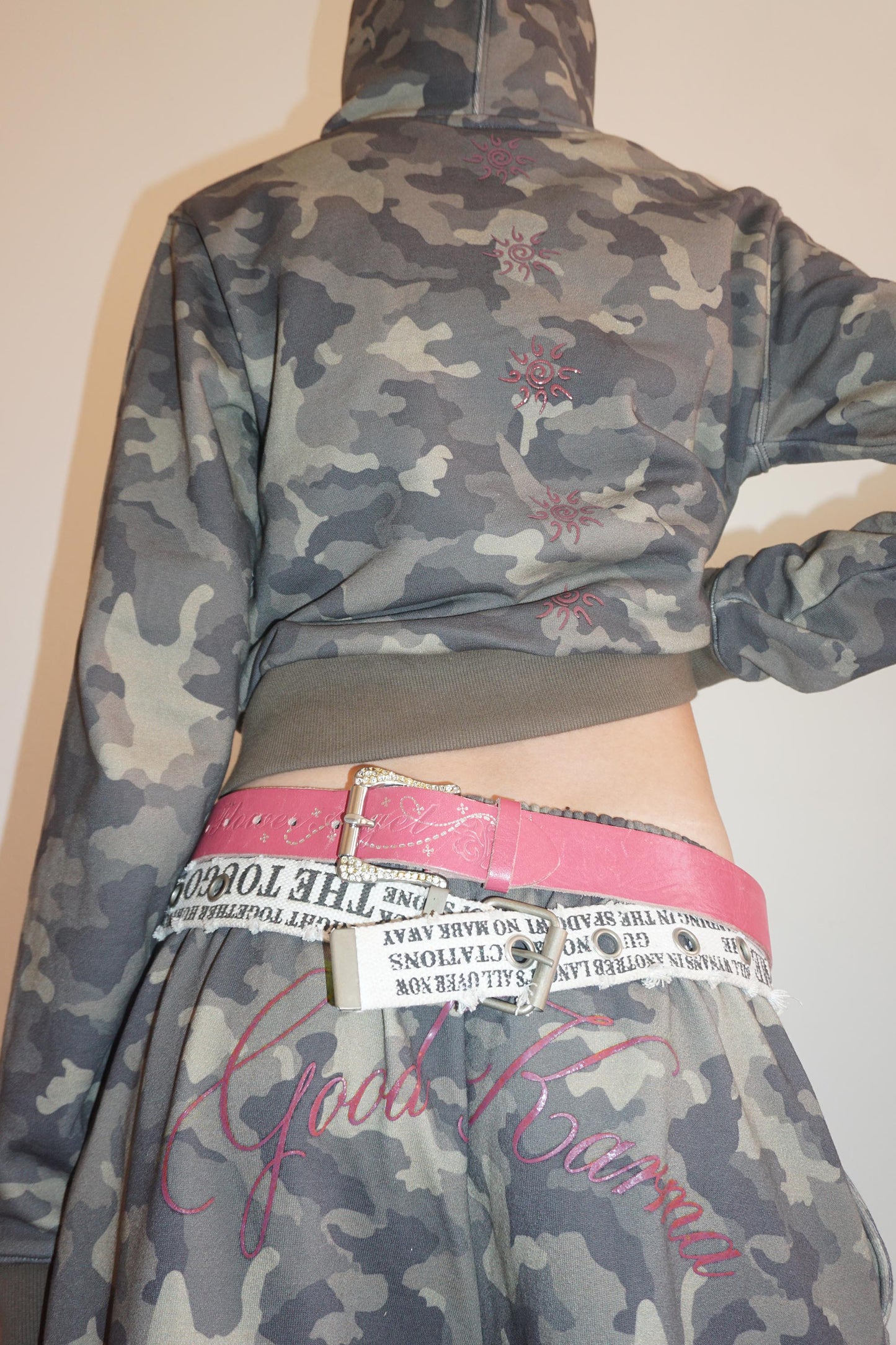 Karma Sweatpants Forest Camo