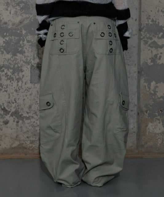 CROSS POCKET CARGO PANTS (ASH KHAKI) F25ZD976