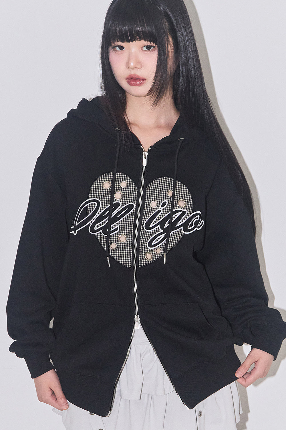 Check heart eyelet hooded zip-up Black