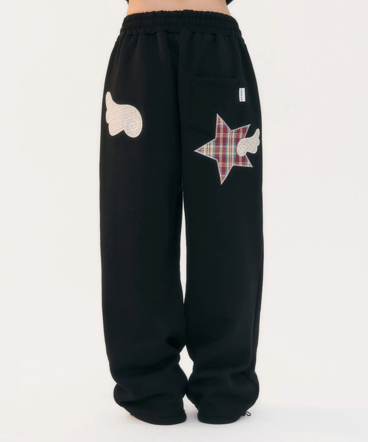 Angel star patch sweatpants / Black