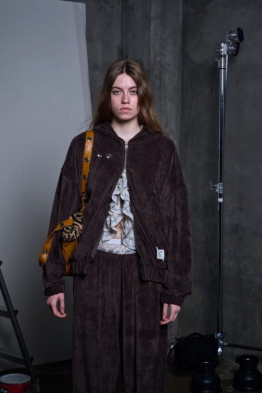 VELOUR ZIP-UP HOODIE - BROWN