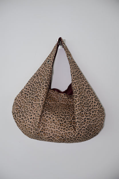 Eyelet Leather Bag / Brown
