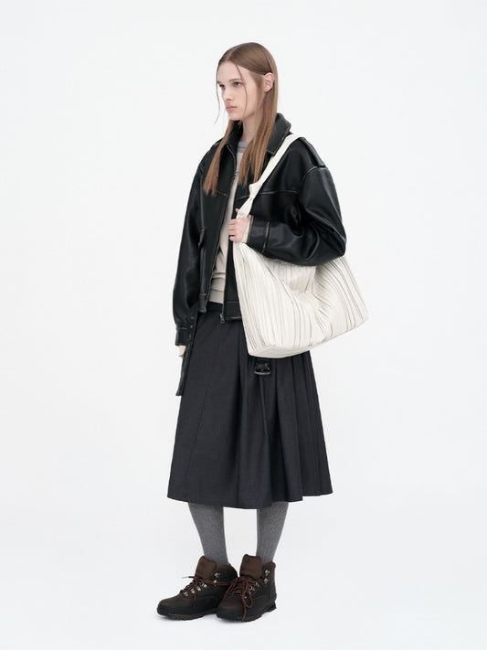 Pleats Triangle Bag [Ecru]