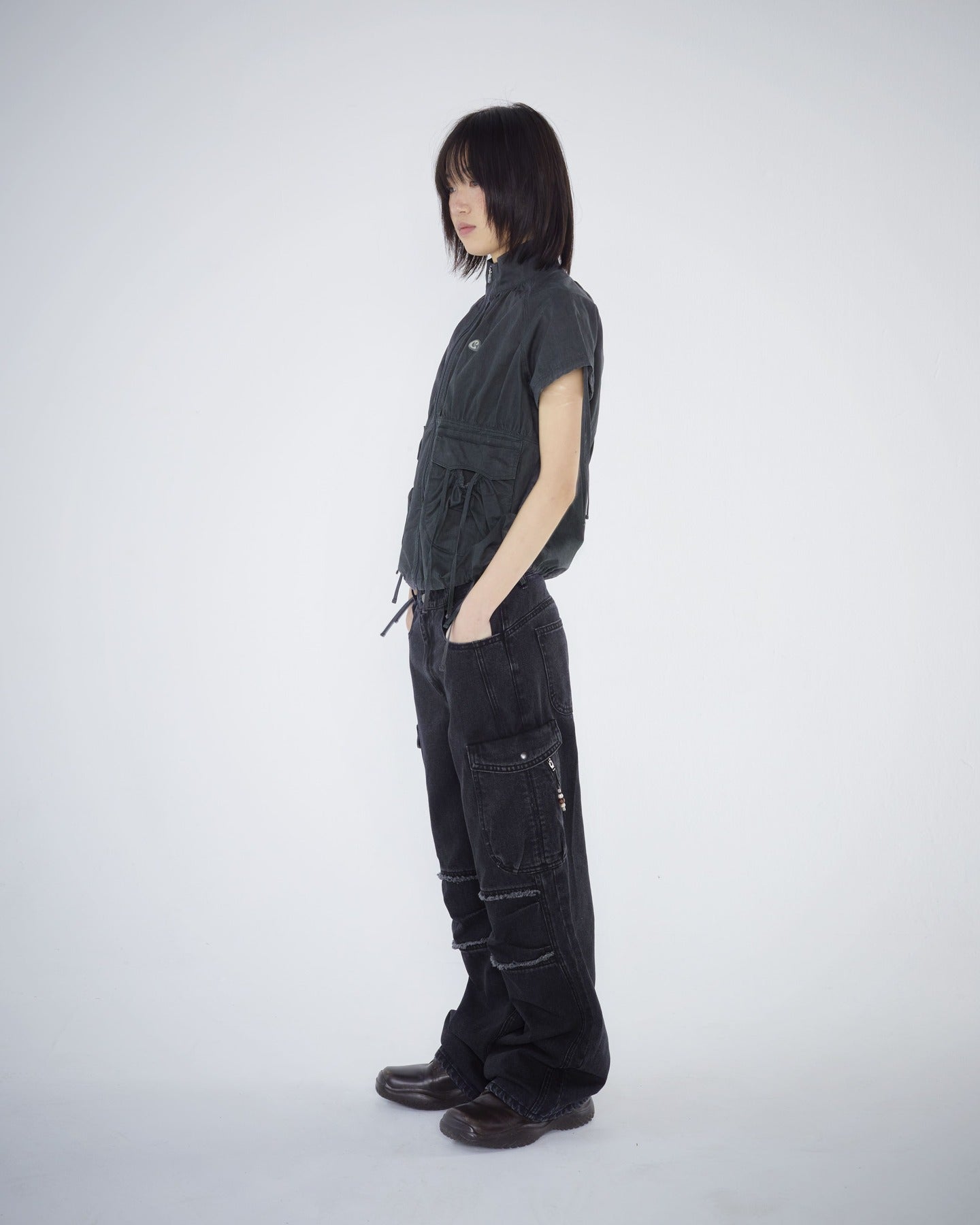 ROUND POCKET CARGO JEANS / 2 Color