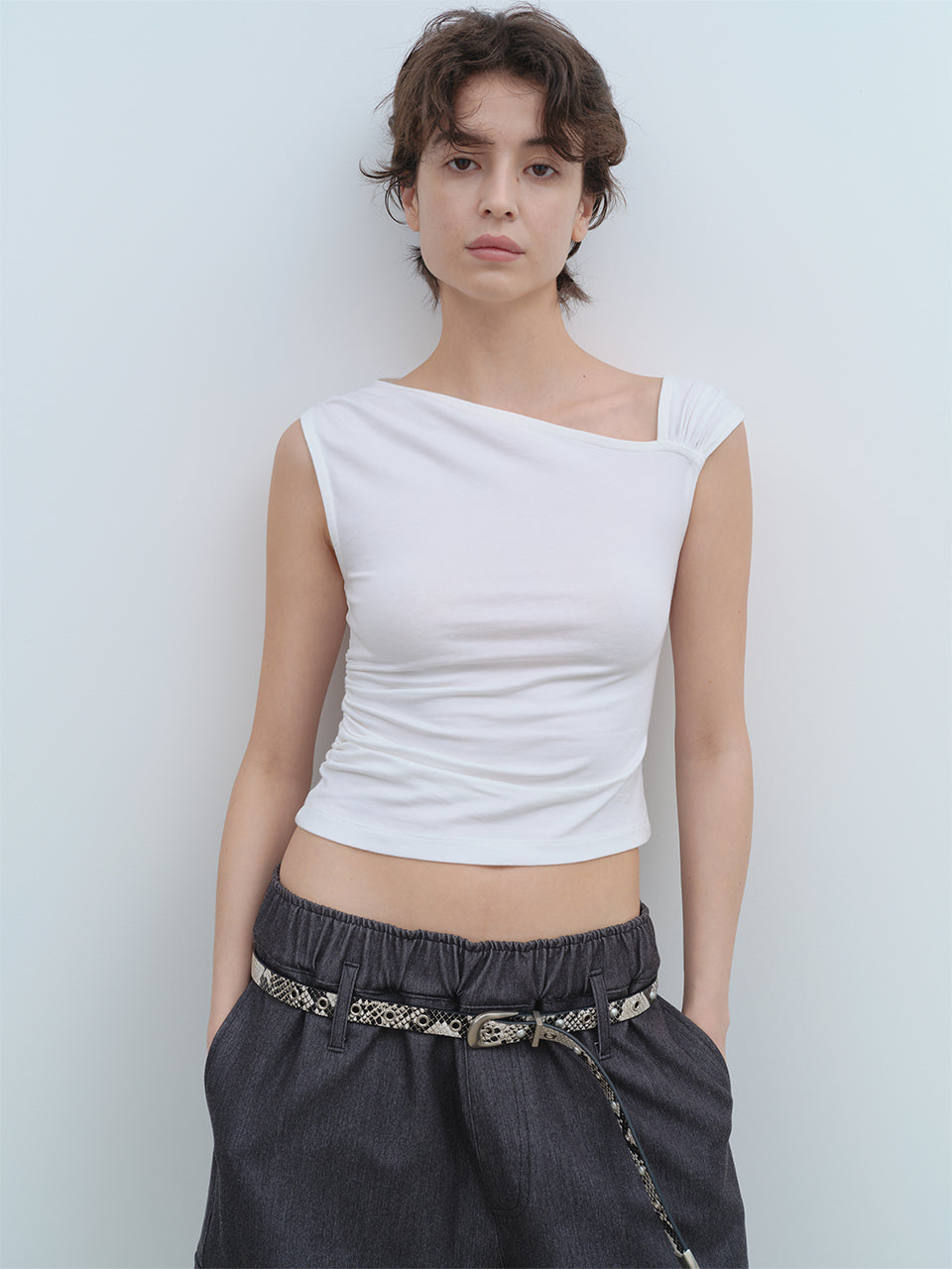Asymmetric Shirring Top [White]