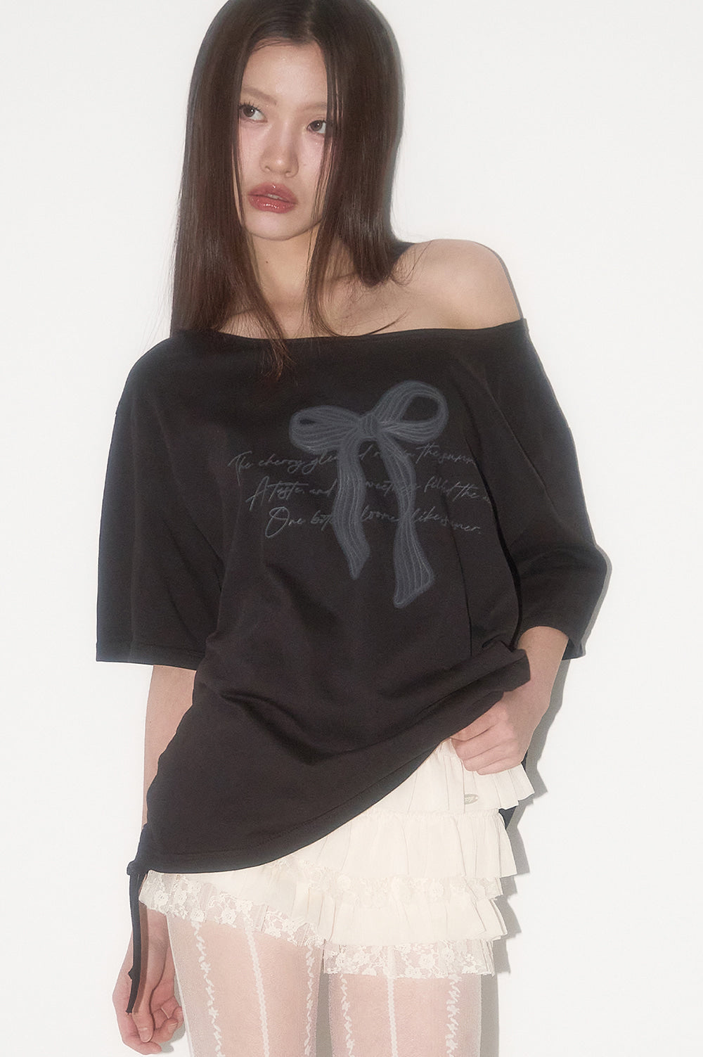 Ribbon Shirring Off-Shoulder T-Shirt Black