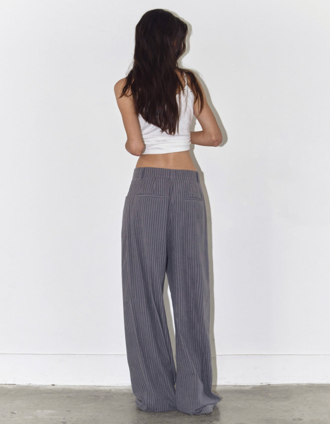 STRIPE OVERSIZED TUCK PANTS / 2 Color