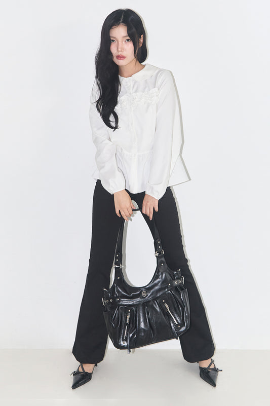 Amber Buckle Shoulder Back / Black