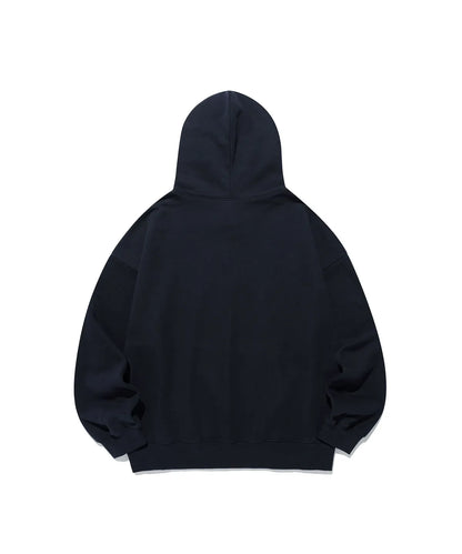 ATTUNE HOODIE / Navy