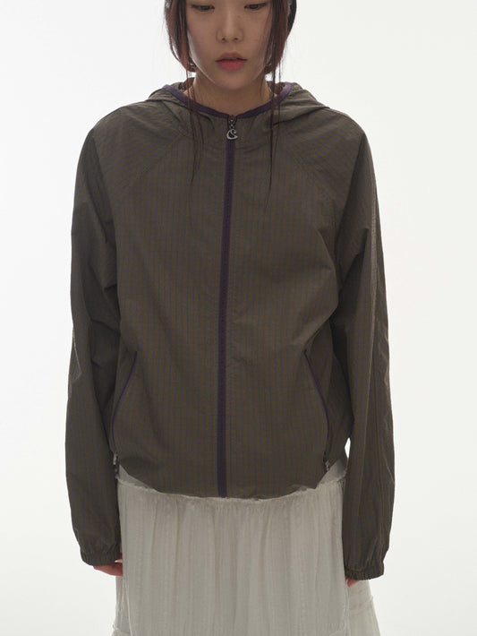 CHECK WINDBREAKER MUD KHAKI