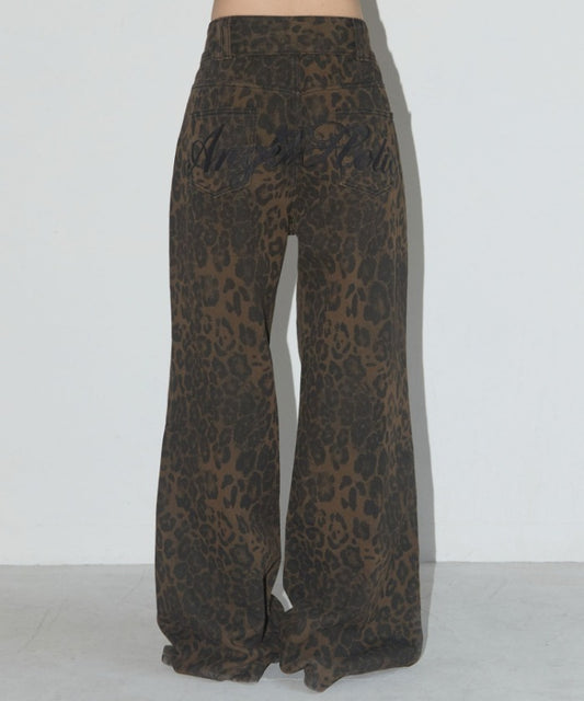 LEOPARD BOOTS CUT PANTS (BROWN)