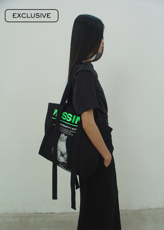 [EXCLUSIVE] KAT PRINT SHOULDER BAG (BLACK)