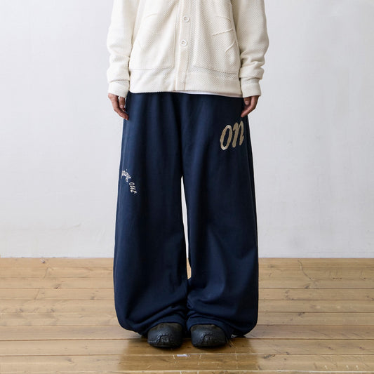 TCM on sweat pants (navy)