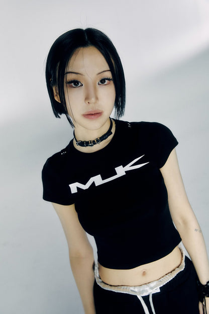 [Worn by Aespa Giselle] MLK LOGO RIBBON T-SHIRT / 2 COLOR