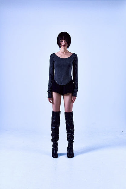 [Worn by STAYC Jay] 6 STUD CORSET T-SHIRT / 2 COLOR