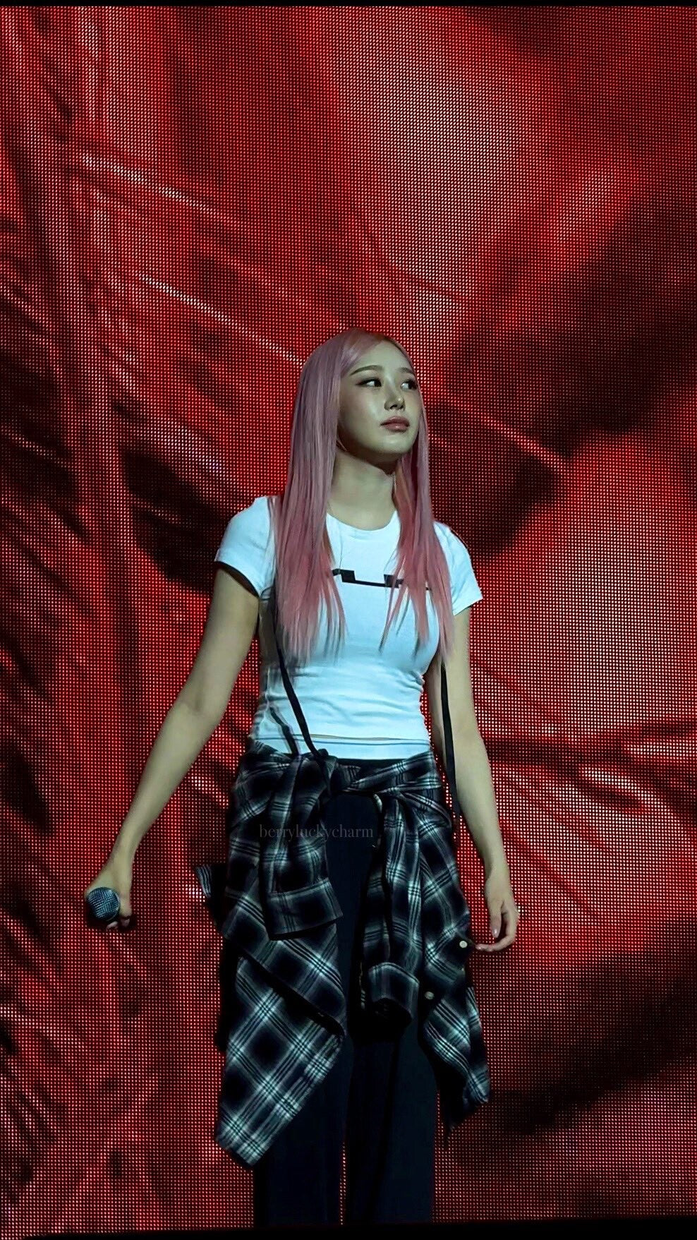 [Worn by Aespa Giselle] MLK LOGO RIBBON T-SHIRT / 2 COLOR